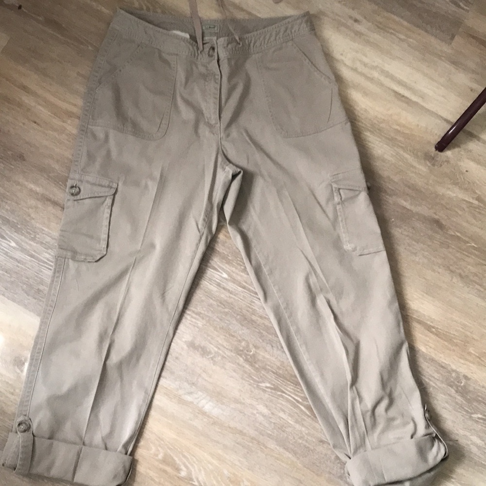 Woman’s LLBean cargo styled beige colored size 12Tall capris.